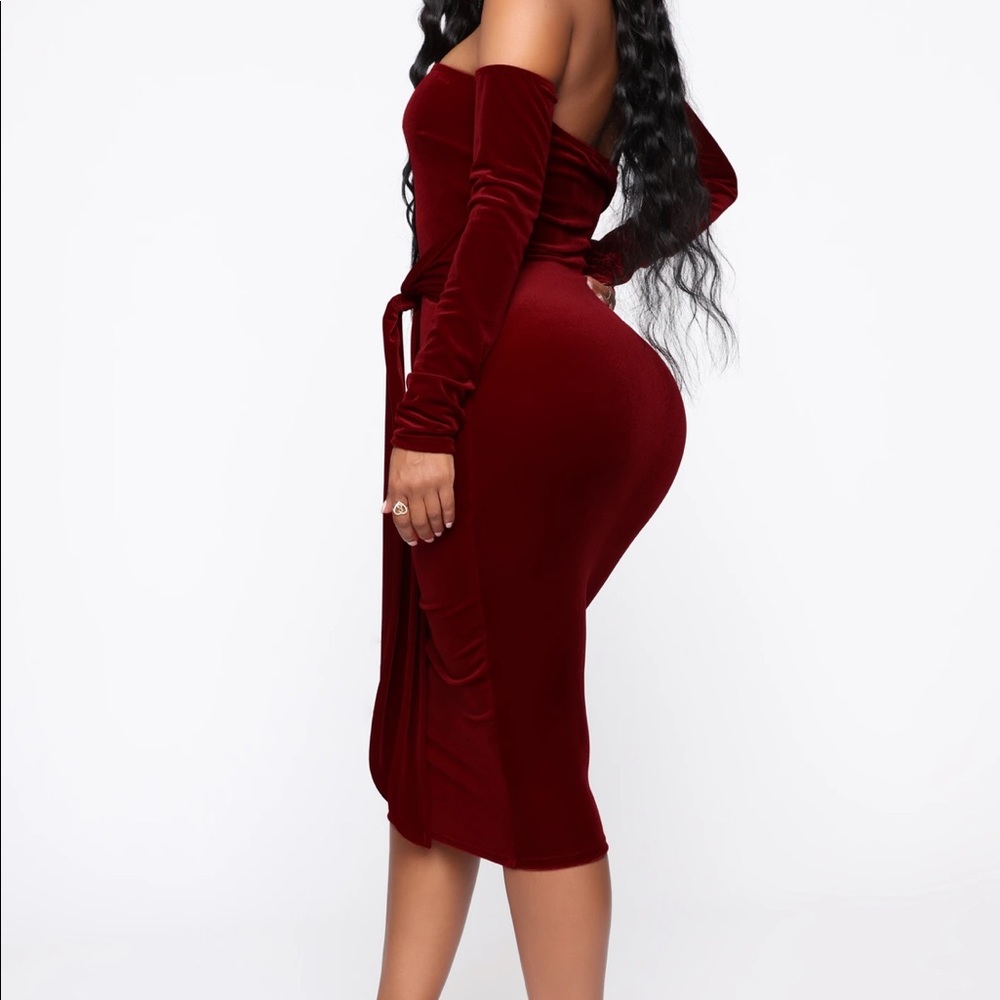 Velvet midi burgundy dress - Picture 2 of 3